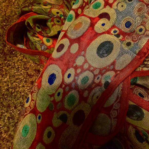 Fox & Chave Funky 70's Circle 100% Silk Scarf - Picture 2 of 4